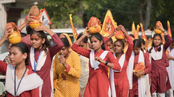 कलश यात्रा में उमड़ा जन सैलाब