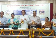 कविता के अधूरेपन में भी अध्यात्म झलकता है- अनवार अब्बास