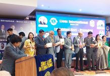 लायंस इंटरनेशनल (डिस्ट्रिक्ट 321 ई) की वर्ष 2026-27 की प्रथम कैबिनेट सभा का आयोजन देर रात रविवार को प्रयागराज (नैनी)में स्थित होटल रमांशा इन में संपन्न हुआ। दारागंज इलाके में एक वृद्धाश्रम लायंस क्लब बनाएगा-उदय चांदनी