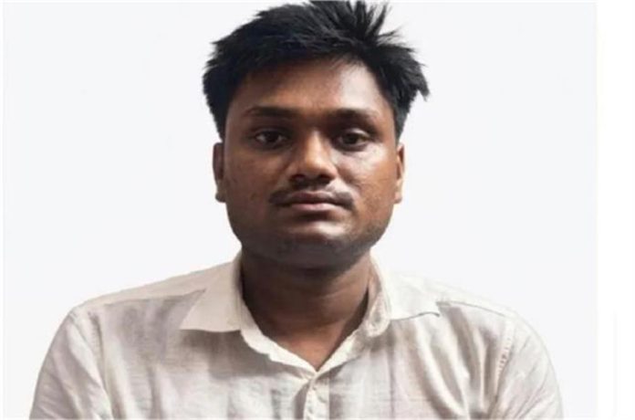 UP में घूसखोर दरोगा गिरफ्तार, 25000 की रिश्वत लेते रंगे हाथ धराया, धाराएं कम करने के नाम पर मांगे पैसे; कुल 75 हजार की मांग की थी