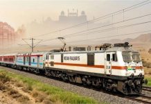 दिल्ली-गाजियाबाद रूट पर बड़ा रेल हादसा: मालगाड़ी के 6 डिब्बे पटरी से उतरे, यातायात ठप; 16 ट्रेनें रद्द, 24 डायवर्ट