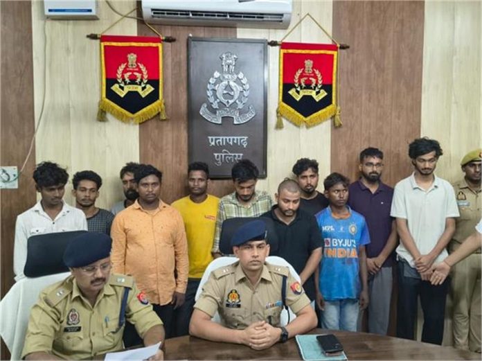 डिजिटल अरेस्ट और नौकरी के नाम पर करोड़ों की ठगी का भंडाफोड़, यूपी पुलिस ने 17 मास्टरमाइंड पकड़े