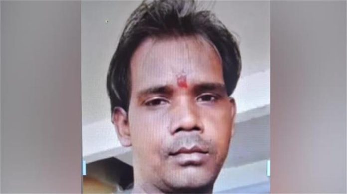 प्रेमिका से विवाद के बाद युवक की मौत, WhatsApp चैट की जांच में जुटी पुलिस