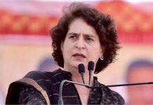 संसद परिसर में प्रधान की किसी सुपरस्टार की तरह स्वागत करना शर्मनाक है: प्रियंका गांधी