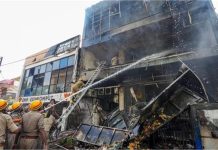लखनऊ अग्निकांड के बाद सख्त कार्रवाई: आजम खान की यूनिवर्सिटी की 22 इमारतें बिना फायर NOC, 7 दिन का अल्टीमेटम