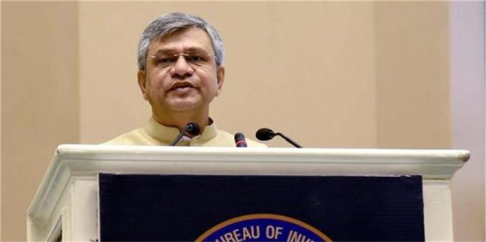 हाइड्रोजन ट्रेन लॉन्च पर अश्विनी वैष्णव का बयान: बोले- PM मोदी के नेतृत्व में मिली बड़ी तकनीकी सफलता