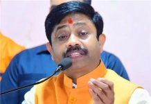 अयोध्या विवाद में कूदे UP के मंत्री, आदित्य ठाकरे के बाबर वाले बयान पर पलटवार… विरासत की जंग पर उठाए बड़े सवाल.