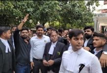 प्रयागराज प्राधिकरण पर भ्रष्टाचार के गंभीर आरोपपूर्व HCBA अध्यक्ष अशोक सिंह भी लौटे निराशअधिकारियों के न मिलने पर अधिवक्ताओं में आक्रोशप्राधिकरण कार्यालय में जवाबदेही पर उठे सवालभ्रष्टाचार के आरोपों की निष्पक्ष जांच की मांग