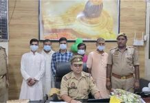 काशी विश्वनाथ मंदिर में बड़ा फ्रॉड: VIP दर्शन का झांसा देकर ठगी, CCTV फुटेज से ऐसे पकड़े गए शातिर