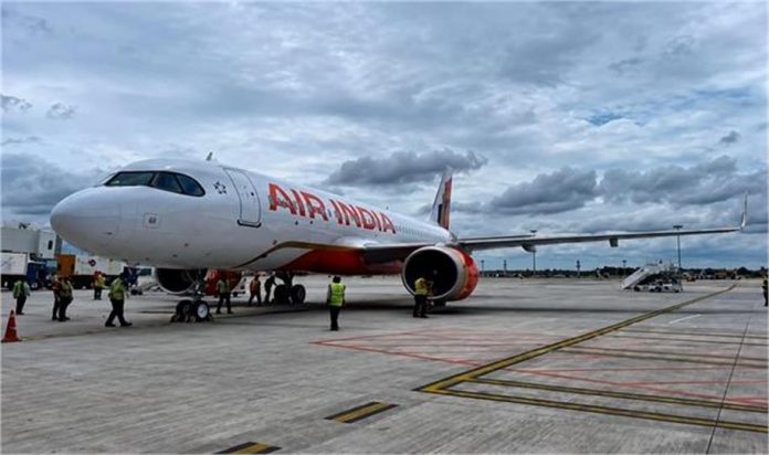 Air India के 2 और पायलट ड्रग टेस्ट में फेल, दोनों को ड्यूटी से हटाया