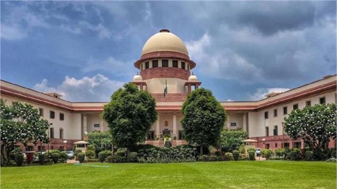 UP-राजस्थान के स्कूलों में वीडियोग्राफी बैन का फरमान पहुंचा SC: याचिका में उठे तीखे सवाल, क्या छिपा रही सरकार?