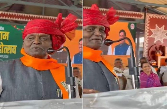 BJP MLA ने महिलाओं पर दिया ऐसा भाषण, बर्दाश्त नहीं कर पाई महिला विधायक,मंच पर ही भिंड गई