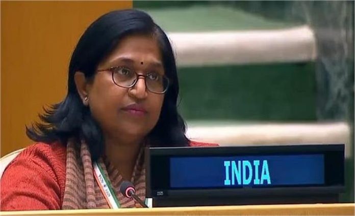 भारत ने UN में चीन-पाकिस्तान पर साधा निशाना, कहा- आतंकियों को बचाकर ‘हीरो’ बनाने का खेल बंद करो