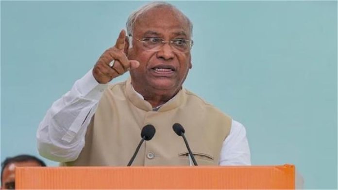 कांग्रेस अध्यक्ष मल्लिकार्जुन खरगे:त्यौहारों से पहले महंगाई से ध्यान भटकाने वाले स्टंट में जुटी भाजपा