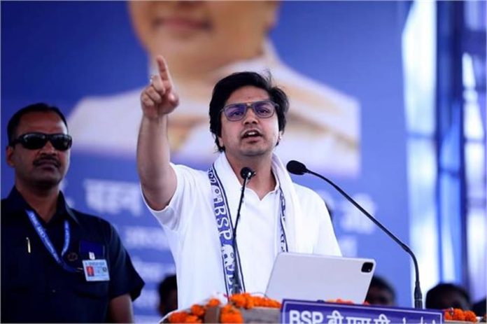 आकाश आनंद का BJP पर हमला- ‘10 साल से सत्ता में, उपलब्धियां नहीं गिना रही सरकार, विज्ञापनों से कमियां छिपा रही