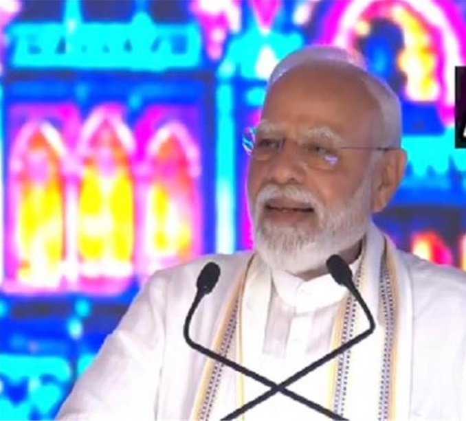 वडोदरा में PM मोदी का बड़ा बयान, 2,800 KM से ज्यादा डेडिकेटेड फ्रेट कॉरिडोर पूरा