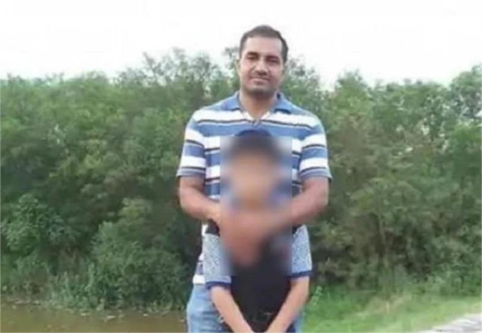 चंडीगढ़: हेड कांस्टेबल मर्डर केस में बड़ा खुलासा! बेटा ही निकला कातिल, पूरा मामला उड़ा देगा होश चंडीगढ़: हेड कांस्टेबल मर्डर केस में बड़ा खुलासा! बेटा ही निकला कातिल, पूरा मामला उड़ा देगा होश