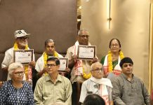 वरिष्ठ साहित्यकार देवयानी की पुस्तक ‘अनुभूति के शब्द’ का विमोचन एवं सम्मान समारोहसम्मानित हुए उमेश श्रीवास्तव, डाॅ यास्मीन सुल्ताना नकवी, राम अधार यादव,