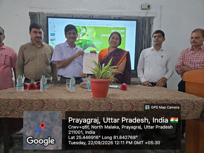 सी.एम.पी. डिग्री कॉलेज में “दीक्षारम्भ” सह अभिमुखीकरण कार्यक्रम का शुभारम्भ सी.एम.पी. डिग्री कॉलेज में “दीक्षारम्भ” सह अभिमुखीकरण कार्यक्रम का शुभारम्भ