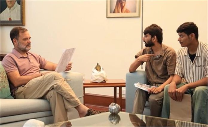 अमित शाह की पुलिस की बर्बरता को अनदेखा नहीं किया जाएगा  : राहुल गांधी