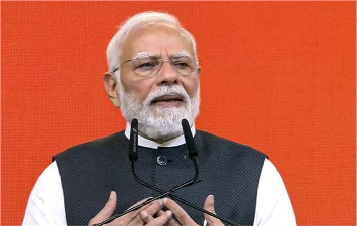 2047 तक ‘विकसित भारत’ बनाने का पक्का इरादा: PM मोदी ने 25 साल की सेवा पर जताया आभार